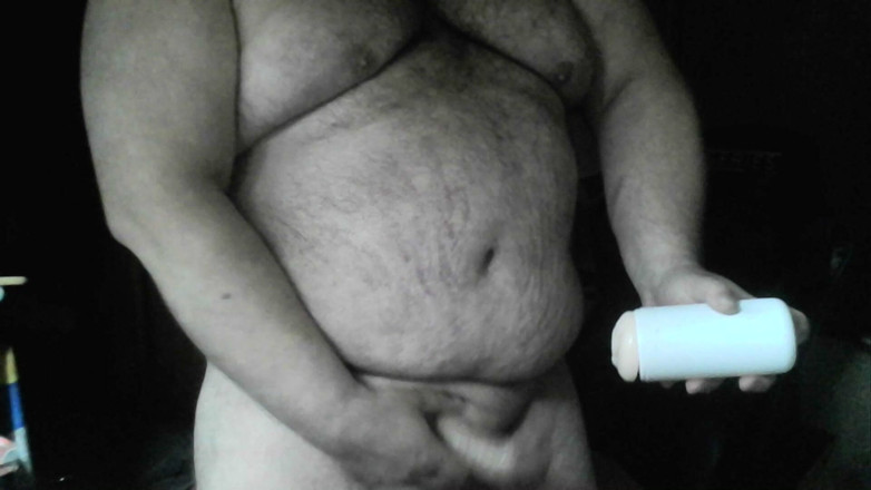 Perversalus: Fotto una figa finta e masturbo forte il mio cazzo...