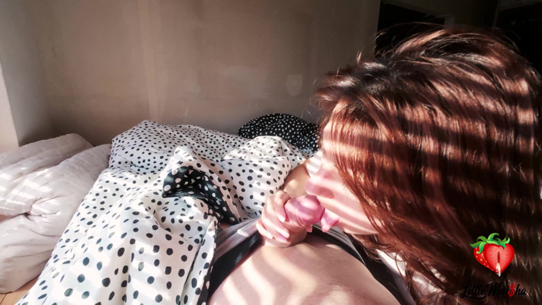 LittleMaisha: Am Morgen Mit Reichlich Samenerguss, Spuckte Sie Statt Zu Schlucken...