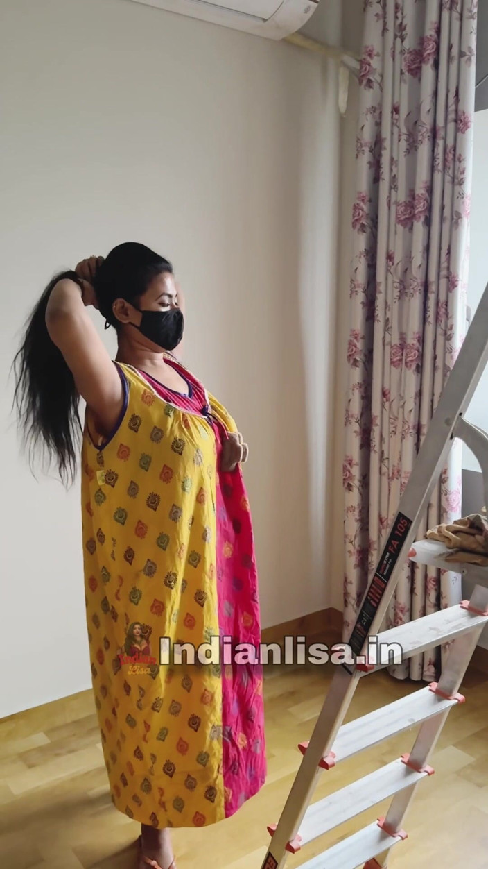IndianMyra07: 欲求不満な継母は、継息子のチンコを見て我慢できなかった