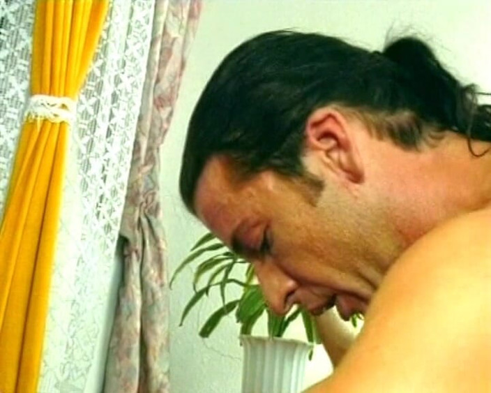 German Amateur Videos: Німецька тінка отримала трах у пизду в аматорській сесії