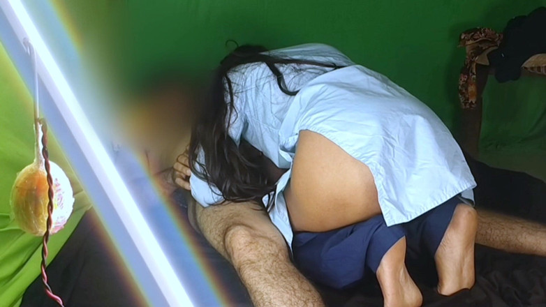 Rakul008: Après l’école, amusez-vous en vous faisant baiser par l’ami de...