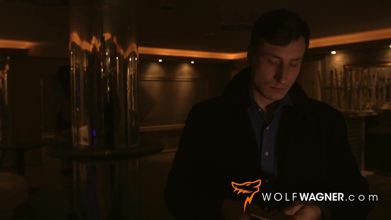 Wolf Wagner Com: Gangster suka Vicky Sun zostaje ostro wyruchana w cipkę!