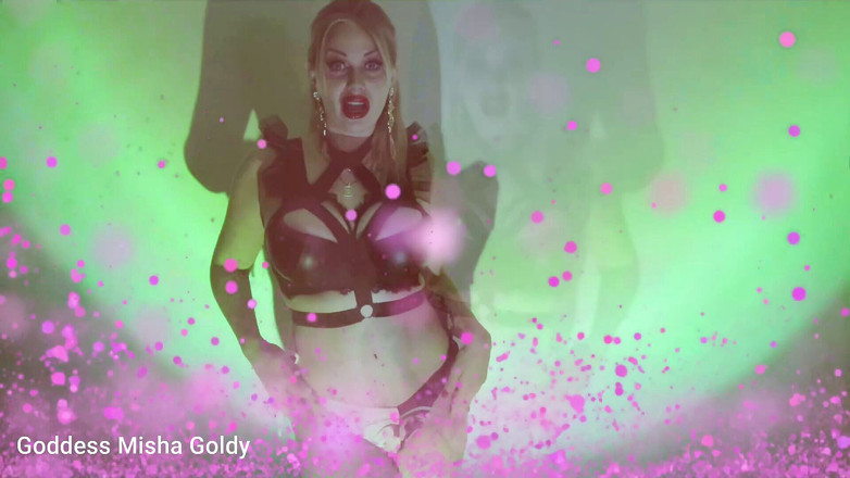 Goddess Misha Goldy: Дрочи на твою неудачу! Ты никогда не забудешь дрочить! Ты навсегда кончаешь еркоголик!