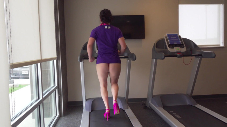 Sammi Starfish: Fille de gym en bikini