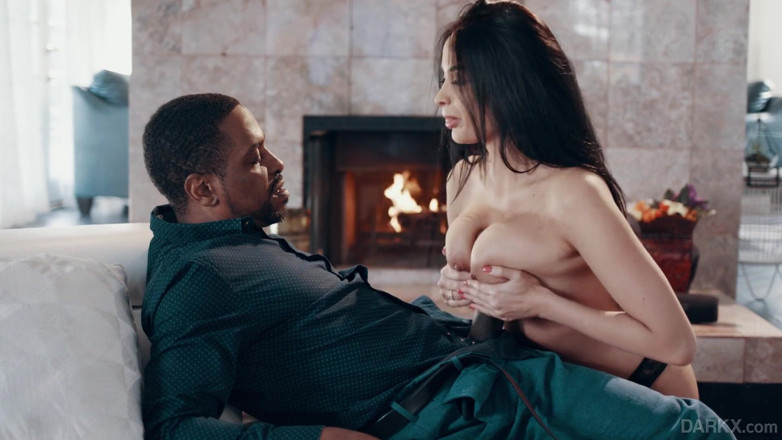 Dark X: Anissa Kate sait satisfaire son homme comme une reine ! - Darkx