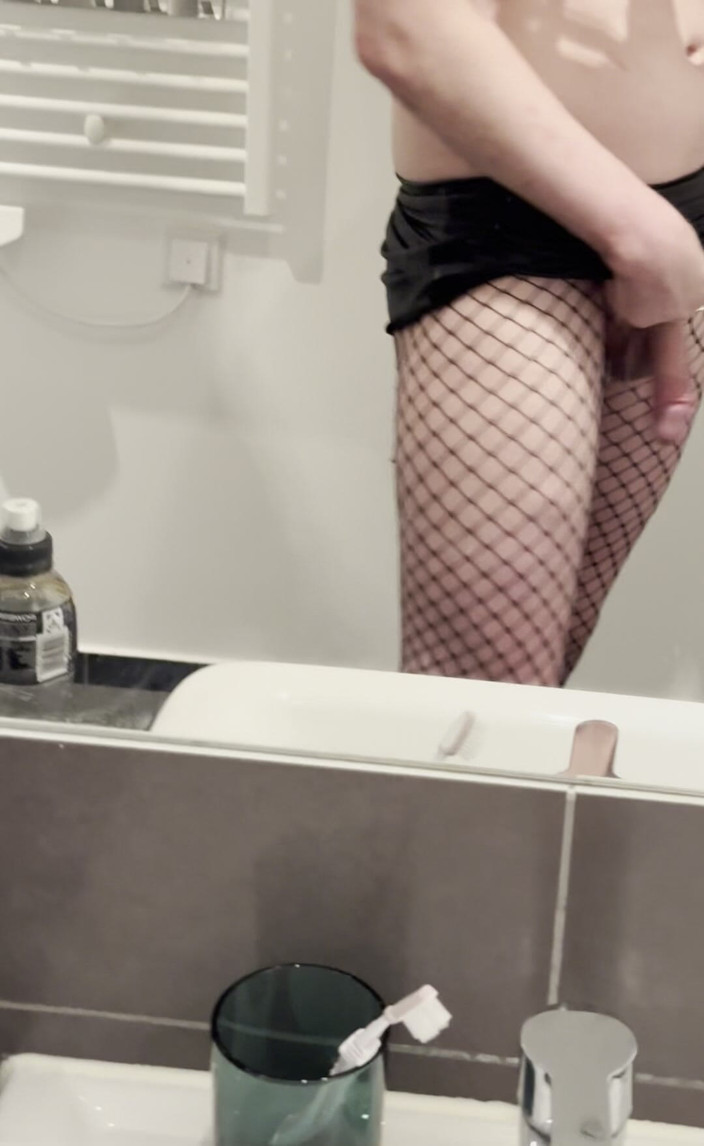 Bakedorg: Jupe, salle de bain