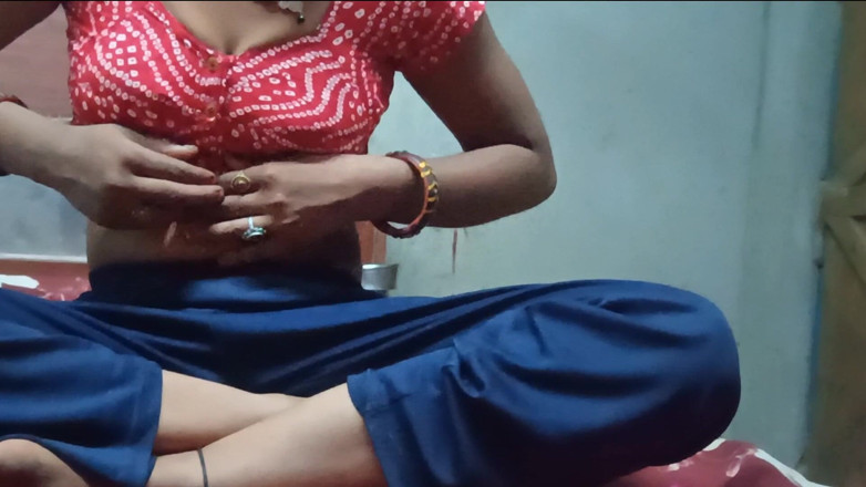 Bangala bhabhi: Самостоятельный секс бхабхи из деревни дези, видео