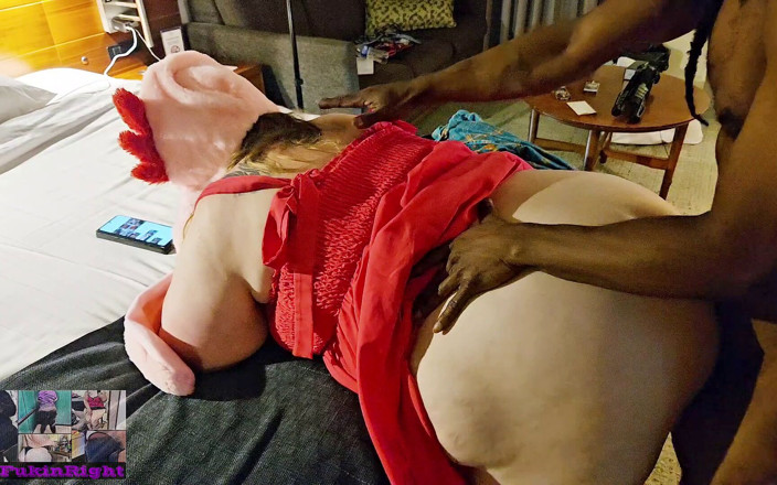 WeFuckinRight: Děvka V Červených Šatech Je Ohnutá Velkým Černým Pérem