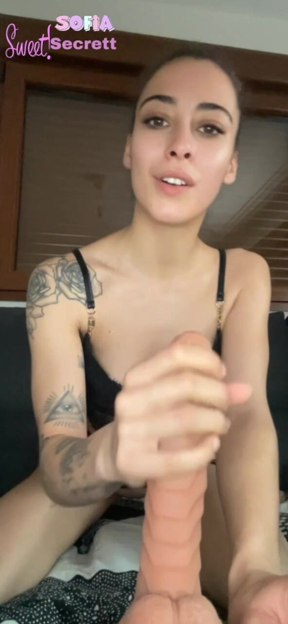 Complete videos of Sofia Sweetsecrett: Dildo ile 31 talimatı