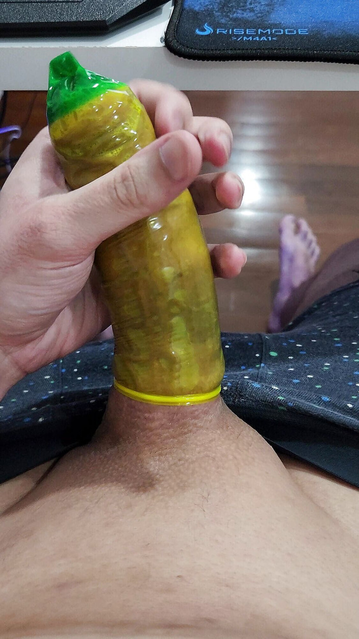 Lkdick8: 내 새로운 다채로운 콘돔.