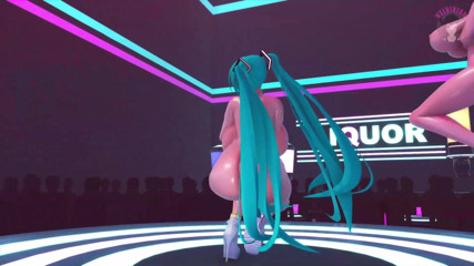 Velvixian: Une grosse miku danse
