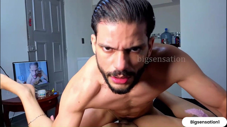 Bigsensation21: Hermanastro Perverso Me Folla Sin Condon
