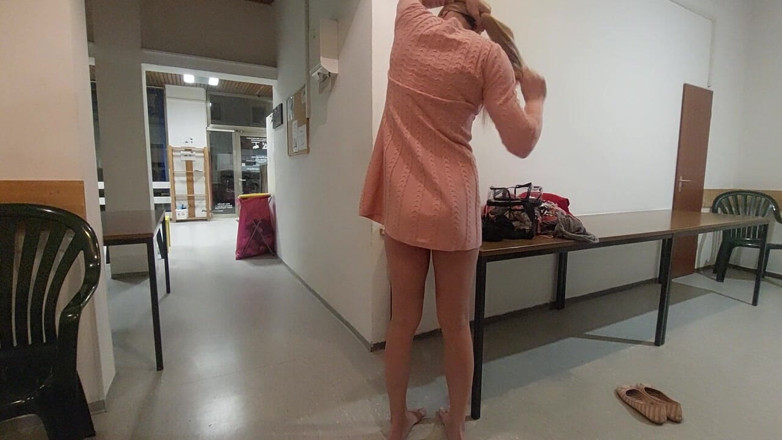 sweetfeet29: Seul dans la buanderie