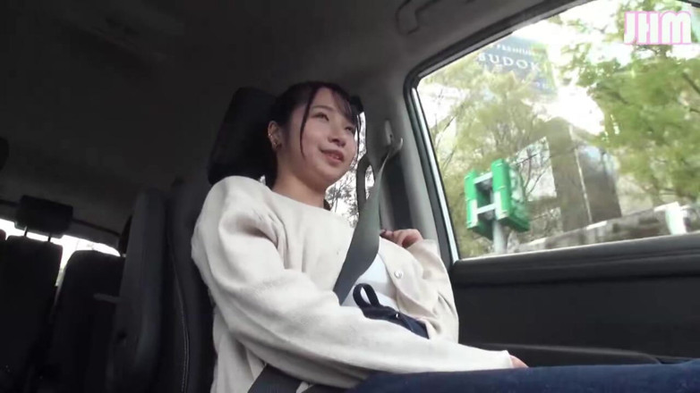 J Hentai Matings: 她柔软的曲线在开阔的天空下闪闪发光，因为他们的身体以丝质的节奏移动。-一个