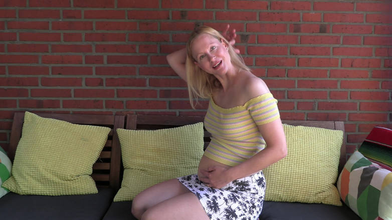 Blondehexe: Вагітна жінка трахається з сусідом