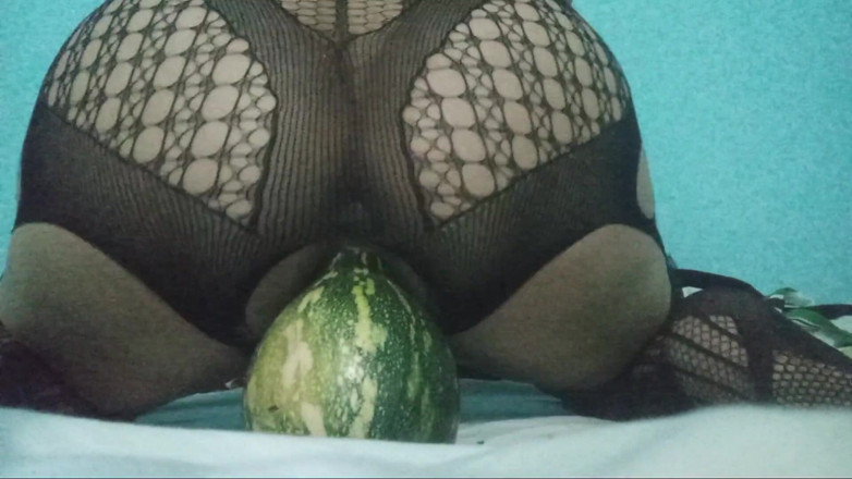 Lobicam: Ich masturbiere lecker mit meinem großen gemüse