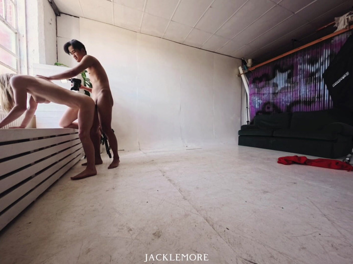 Jacklemore: Студийная трах-сессия за кулисами с Dolly Love