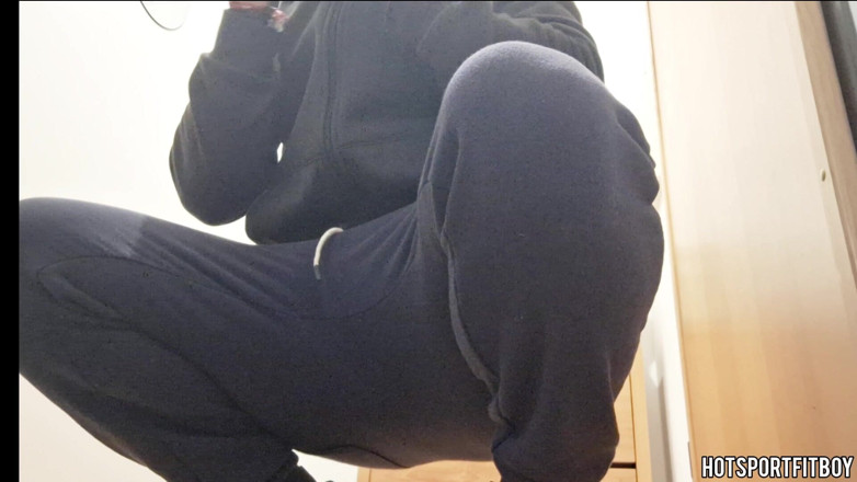 Hotsportfitboy: Found friend's fleshlight &amp; mask - großer harter schwanz fickt, stöhnender amateur...