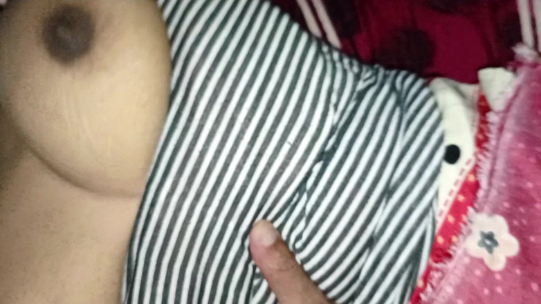 Nepali Closeup: Desi ehefrau fickt in der nacht