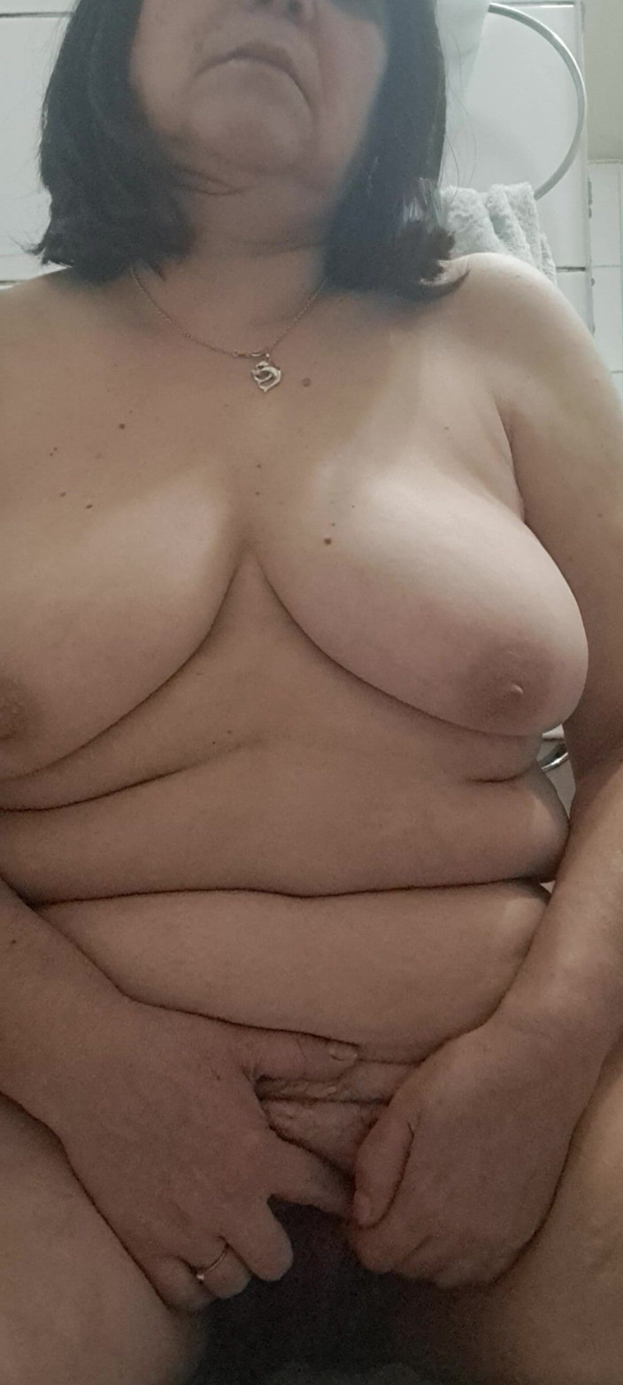 Mommy big hairy pussy: paripakv sauteli maan ke stan