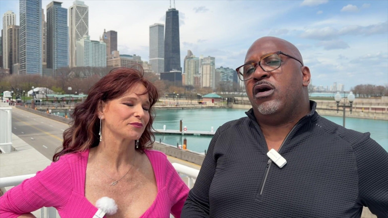 Mr Flourish Live: Mrflourish Podcast au Chicago Navy Pier avec Syren de Mer,...