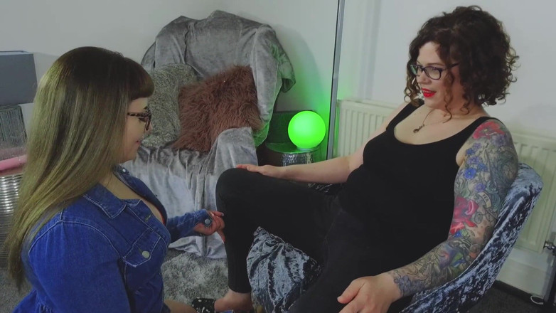 MILF MAFIA: Sex therapist and her teen client - nasty tease