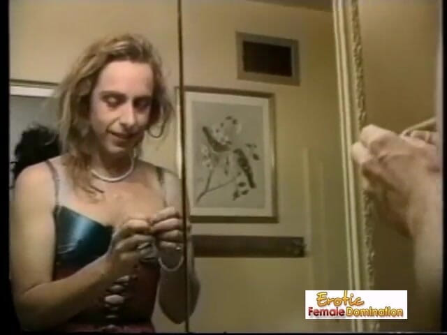 Erotic Female Domination: Domina und transvestiten in hardcore-orgie