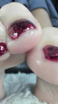 Shuine Red Toes
