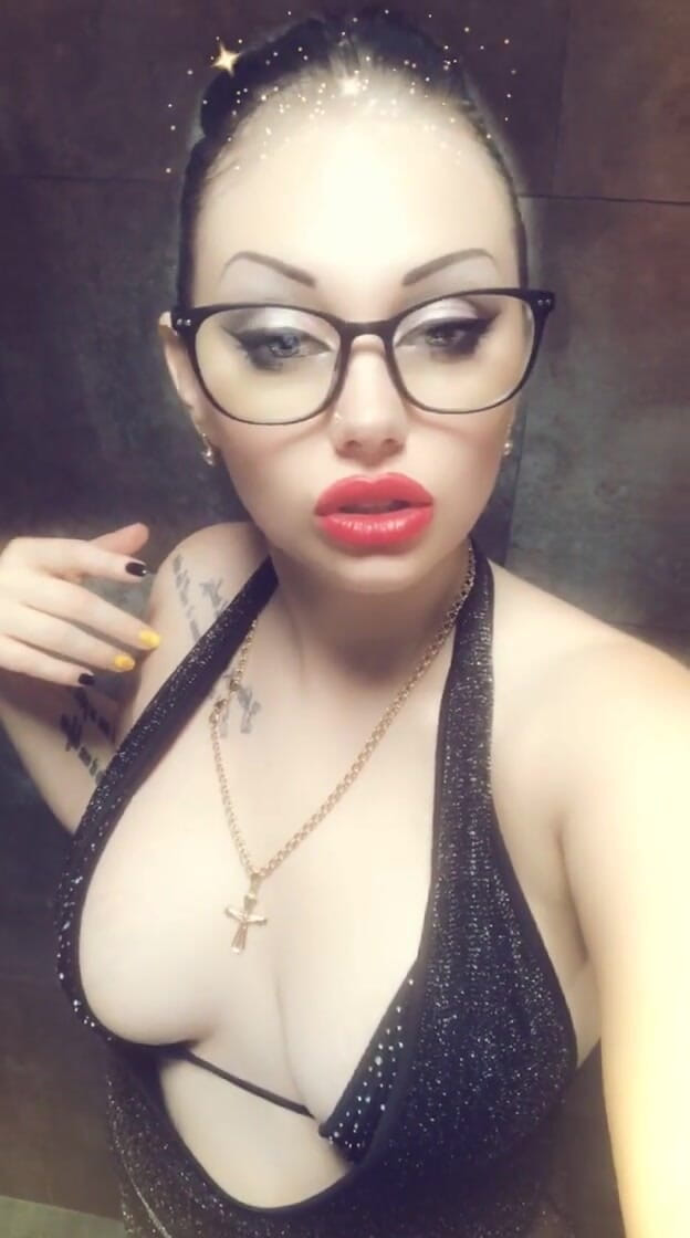 Goddess Misha Goldy: Давайте поговоримо