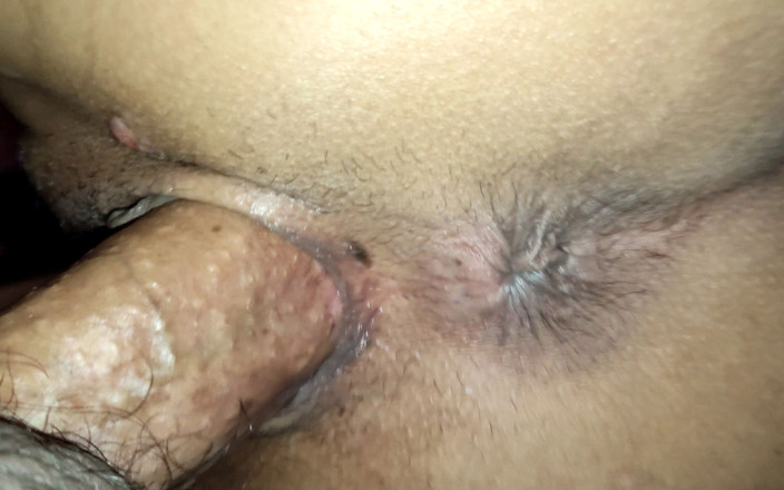 Couple_coquin31: Isteri kawan saya yang tidak setia