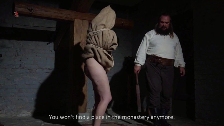 Inquisition and prison world: Novice magda steckt in einem dusty Kartoffelsack fest, wo sie...