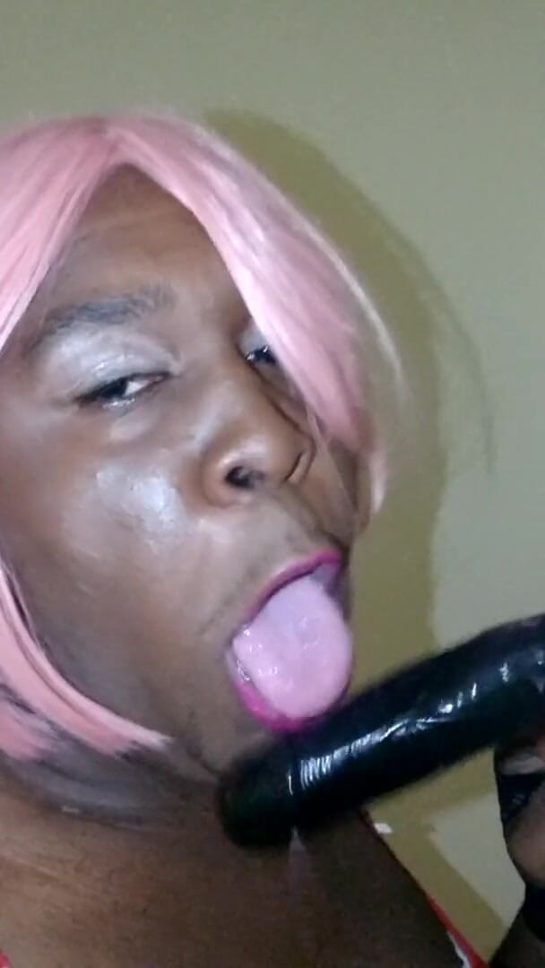 Kyla Throatz: Maricas Kyla Throatz ganhando seu nome