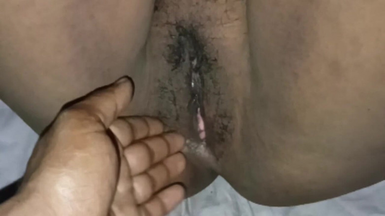 Bhabhi UP: Перший раз в руці друга