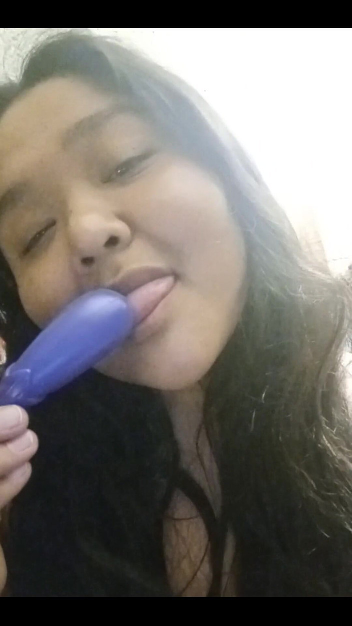 DeesDeepThroat: Grrl přerušeno