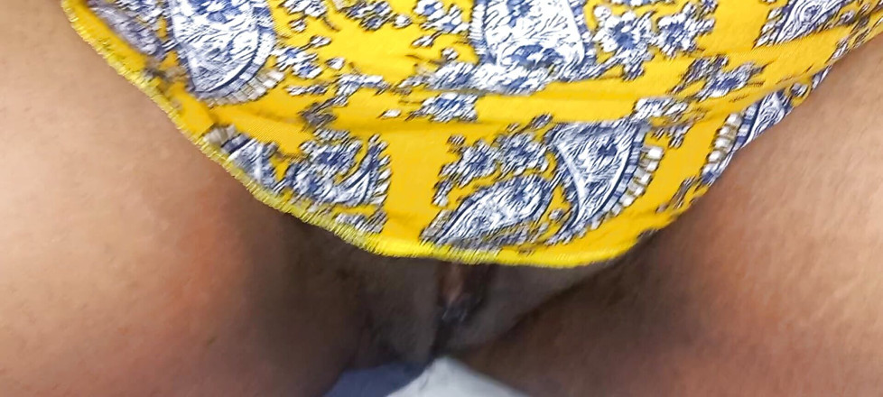PATY PATY: Jugoso y apretado coño masturbándose