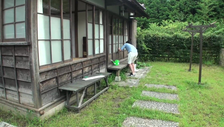 Vulture: Alte Bauernpilze in ihren fünfziger Jahren in Ikebukuro abholen - Chie...