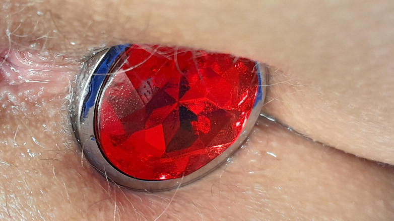 Lala Licious: Ruby redlope aus meinem hinternloch