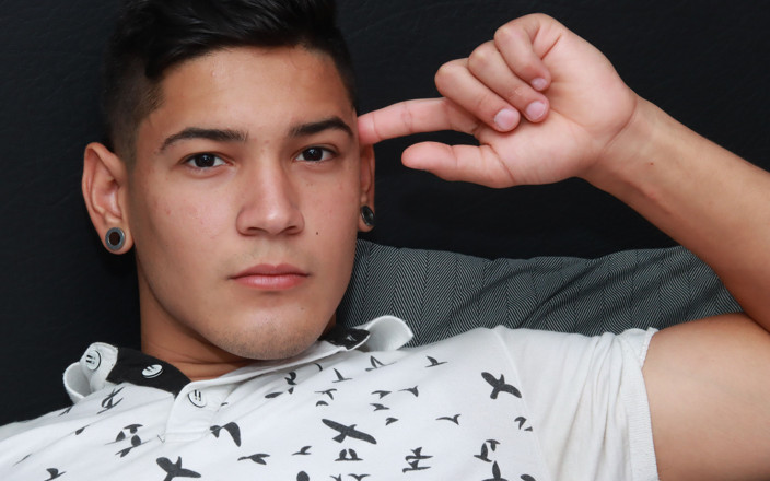 Latino boys porn: Диявол