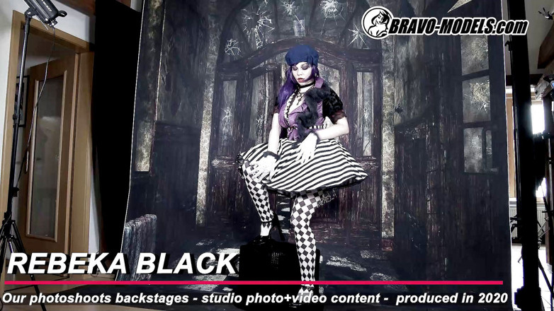 Bravo Models Media: 386-Backstage-fotografering Rebeka Svart - Vuxen