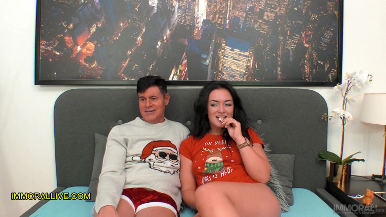Immoral Live: Porno debut s obrovským kulatým zadkem Sofia De Bum alias...