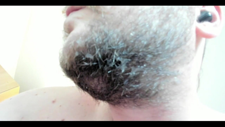 Michael Ragnar: Cewek sange ini dicrot sperma hangat di depan kamera sampai...