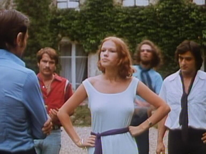 European Classics: Brigitte Lahaie, Annouchka &amp; Marion Webb Accarezzamento Vaginale Bollente in Scena 8:...