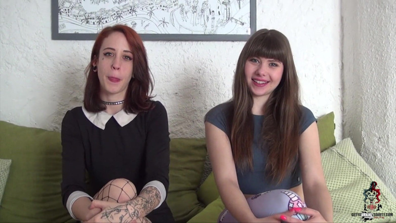 Get your knees Dirty: Luna Rival e Lilyan red
