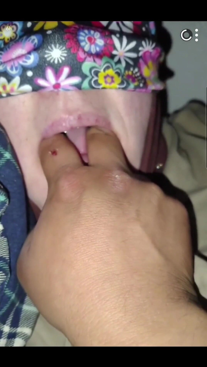 CrippleFreak4U: I Got Back From Being Away and Was Resting Really...