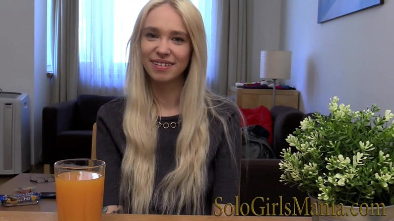 Solo girls mania: Interview de la jeune Arteya