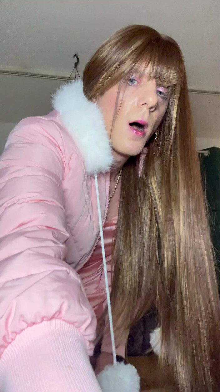 Jessica silk: Джесс Шовк катається на ділдо