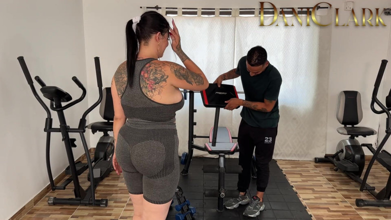DaniClark: Huấn luyện viên trở lại và làm những điều của mình