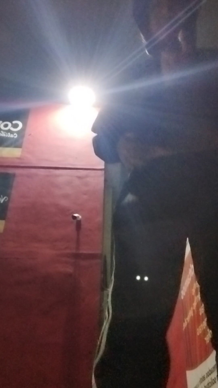 AlexAlejandro13: Pervertiti in pubblico