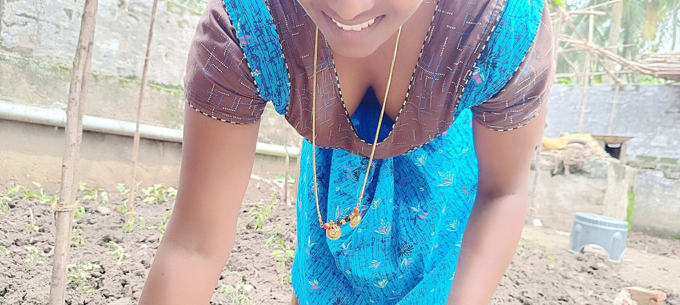 Telugu honey lips: Wanita Kampung India Berkongkek Dengan Pemilik Tanah