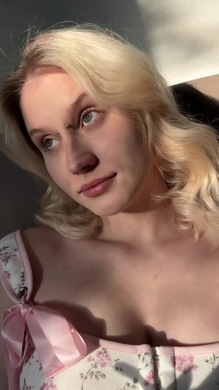 MertyXXX: Palenie W Łóżku